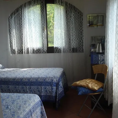 La Casa Rosabianca Дом отдыха Рапалло